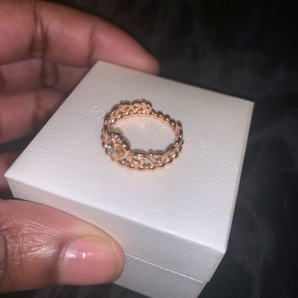 ROSE GOLD PANDORA PRINCESS TIARA RING - Picture 4 of 8